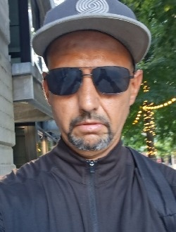 David Wally's profile, a single 48-year-old a man in Portland