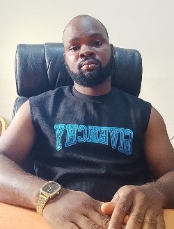 Marius's profile, a single 34-year-old a man in Lomé