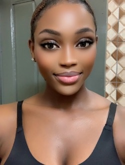 Trever's profile, a single 24-year-old a woman in Douala