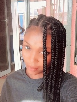 Miss's profile, a single 28-year-old a woman in Ouagadougou
