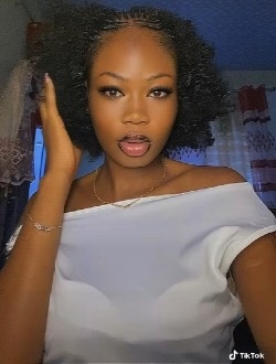 Megan's profile, a single 23-year-old a woman in Kinshasa