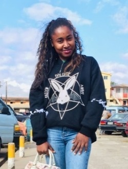 Annick's profile, a single 28-year-old a woman in Alarobia-Antanamalaza