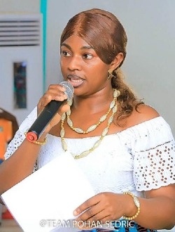 Evelyne's profile, a single 25-year-old a woman in Abidjan