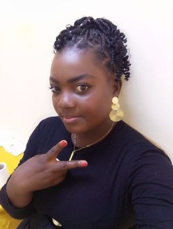 Marlène's profile, a single 29-year-old a woman in Abono