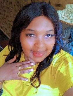 Candy's profile, a single 37-year-old a woman in Yaoundé