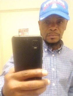 Robert's profile, a single 49-year-old a man in High Point
