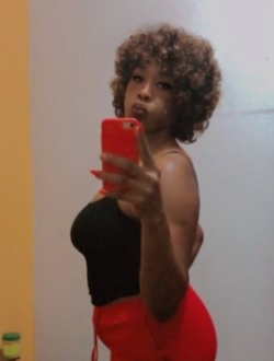 Cristal's profile, a single 39-year-old a woman in Yaoundé