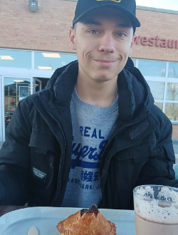 Mathis's profile, a single 19-year-old a man in Lessines