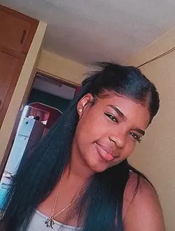 María Carla's profile, a single 19-year-old a woman in La Havane