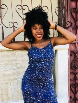 Vania's profile, a single 28-year-old a woman in Toamasina