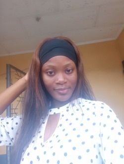 Michelle's profile, a single 25-year-old a woman in Pointe-Noire