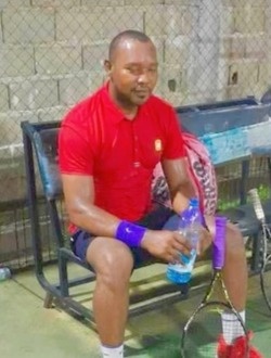 Yoann's profile, a single 39-year-old a man in Douala