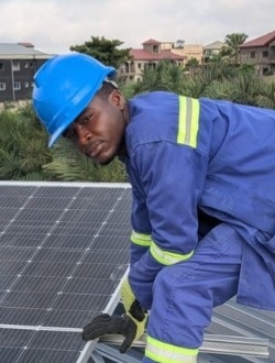 Cabrel's profile, a single 23-year-old a man in Yaoundé