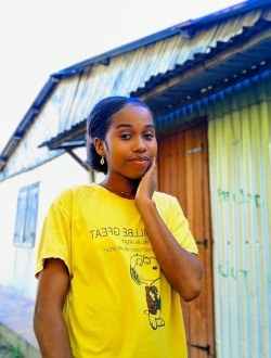 Bri's profile, a single 23-year-old a woman in Mananara