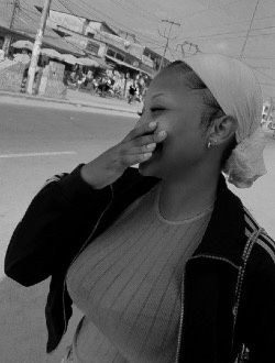 Phalone's profile, a single 19-year-old a woman in Douala