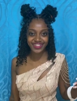 Thea's profile, a single 25-year-old a woman in Port Louis