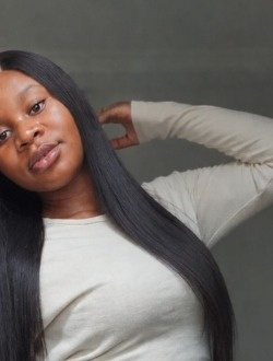 Inès's profile, a single 21-year-old a woman in Kinshasa Nongo