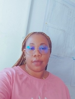 Carel's profile, a single 35-year-old a woman in Cocody