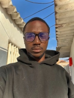 Malick's profile, a single 28-year-old a man in Dakar