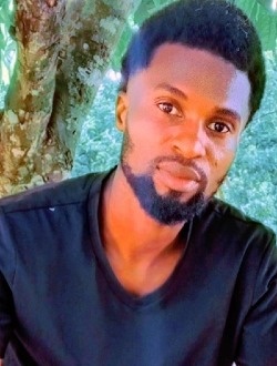 Alexandre's profile, a single 31-year-old a man in Abi