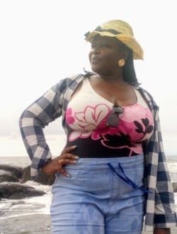La Perle's profile, a single 32-year-old a woman in Yaoundé