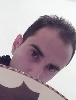 Hicham's profile, a single 32-year-old a man in Alger