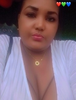 Paule's profile, a single 40-year-old a woman in Abang