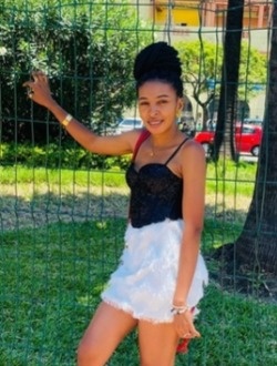 Christina's profile, a single 28-year-old a woman in 67 Ha