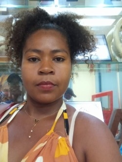 Romina's profile, a single 36-year-old a woman in Antsiranana
