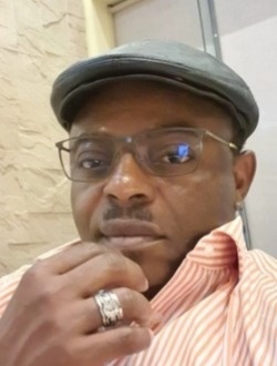 Alex's profile, a single 46-year-old a man in Douala