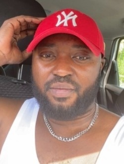 Montargis's profile, a single 41-year-old a man in Paris
