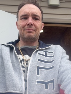 Peter's profile, a single 43-year-old a man in Kingston