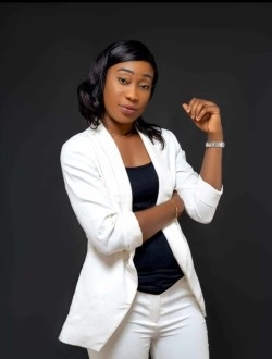 Hachel's profile, a single 38-year-old a woman in Abadjin-Doumé