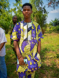 Carlos's profile, a single 33-year-old a man in Abomey-Calavi