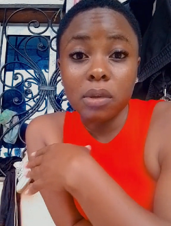 Nell's profile, a single 25-year-old a woman in Douala