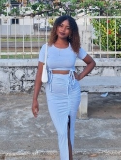 Julie's profile, a single 23-year-old a woman in Antananarivo