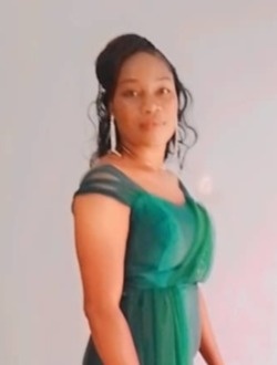 Nadège's profile, a single 33-year-old a woman in Aalé