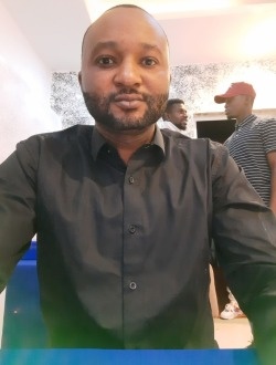 Al Amine's profile, a single 46-year-old a man in Dakar