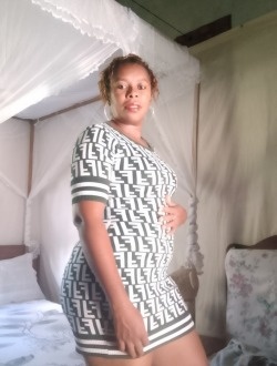 Marie's profile, a single 36-year-old a woman in Sambava