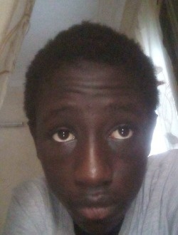 Mansour's profile, a single 18-year-old a man in Ouakam