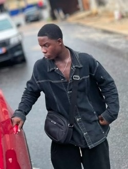 Dylvn's profile, a single 20-year-old a man in Yopougon-Kouté