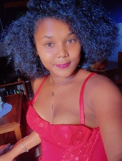 Patricia's profile, a single 25-year-old a woman in Aharana