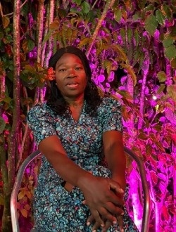 Marie's profile, a single 58-year-old a woman in Libreville