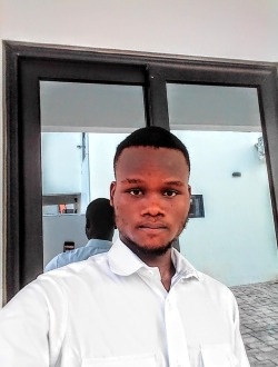 Frank's profile, a single 27-year-old a man in Ailly-sur-Noye