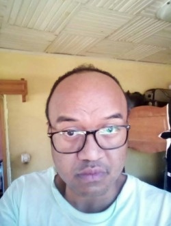 Hery's profile, a single 32-year-old a man in Antananarivo