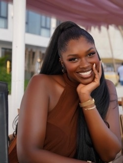 Aisse's profile, a single 32-year-old a woman in Dakar
