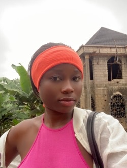 Durel's profile, a single 21-year-old a woman in Yaoundé