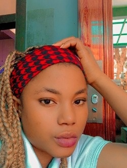 Diane's profile, a single 24-year-old a woman in Yaoundé