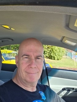 Hugo's profile, a single 61-year-old a man in Montréal-Est