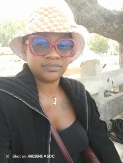 Cindy's profile, a single 32-year-old a woman in Yaoundé